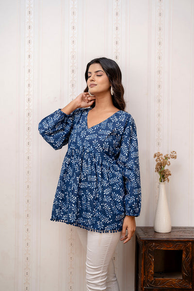 Women Navy Blue Printed V-Neck Peplum Tunic