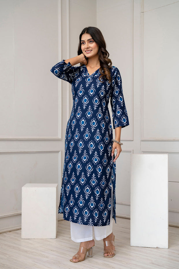 Women Navy Blue Printed Straight Kurta with Three Quarter Sleeves