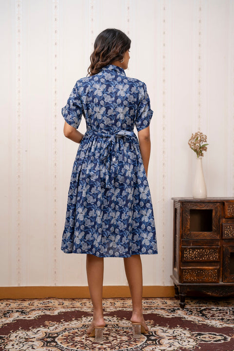 Women Navy Blue Printed midi Dress with Short Sleeves