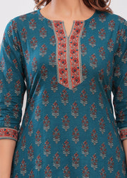 Women Teal Blue Printed Straight Tunic