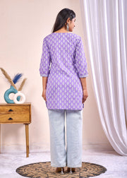 Women Lavender Printed Straight Tunic