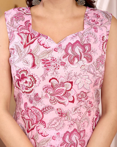 Pink Floral Printed Straight Sleeveless Kurta for Women