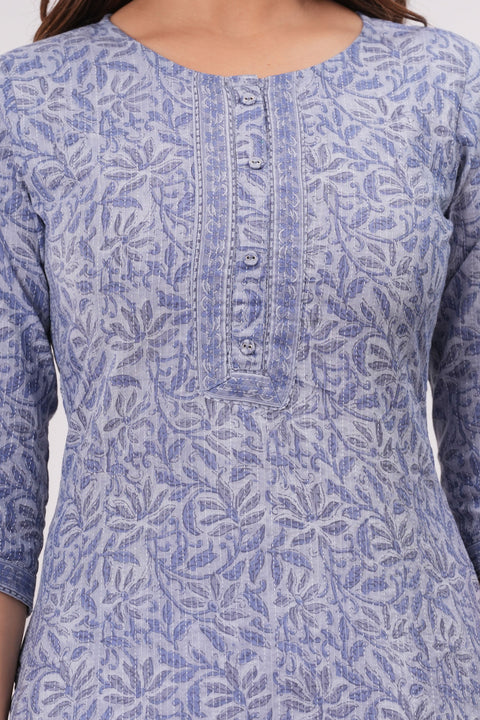 Women Blue Printed Straight Kurta with Three Quarter Sleeves