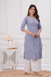 Women Blue Printed Straight Kurta with Three Quarter Sleeves