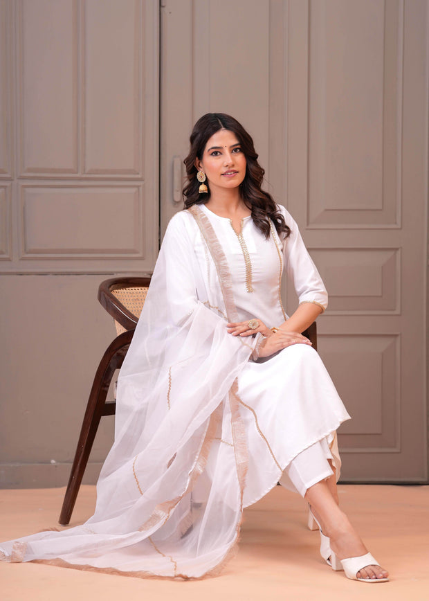 White Solid Kurta Set with Dupatta for Women