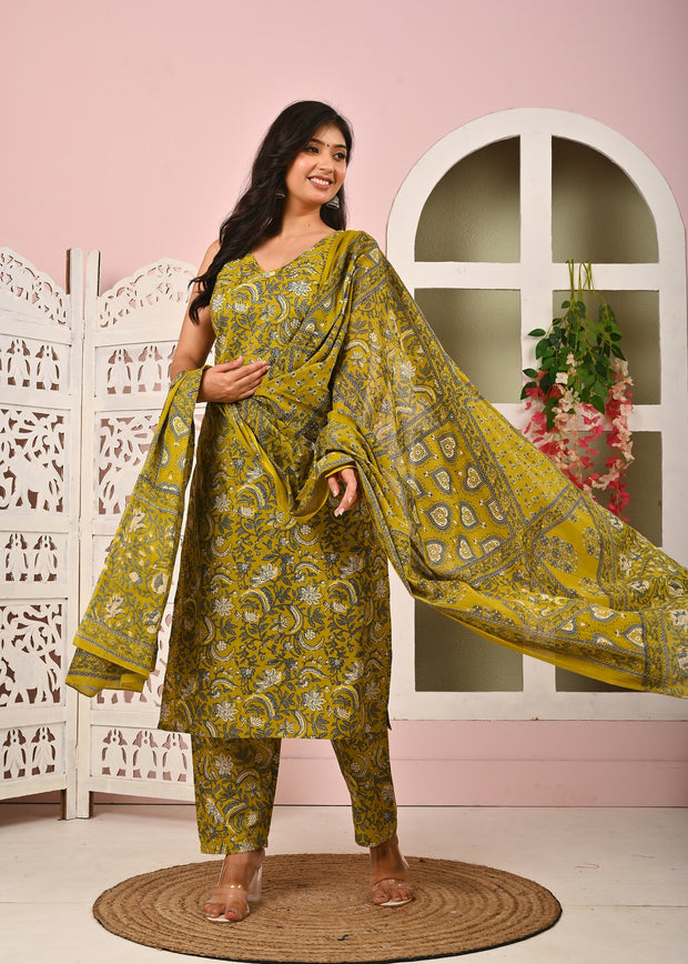 Floral Printed Kurta Set with Dupatta for Women