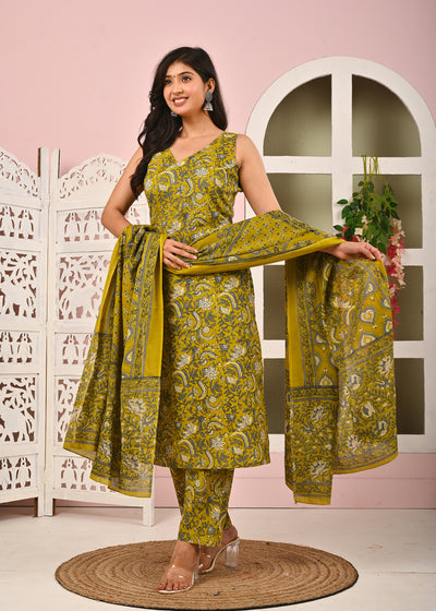 Floral Printed Kurta Set with Dupatta for Women