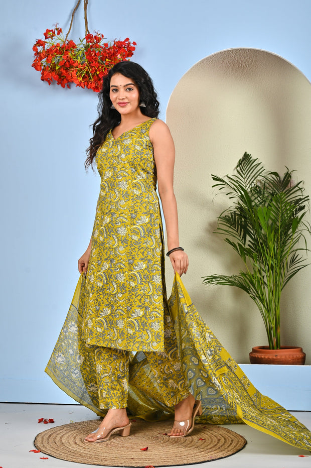 Floral Printed Kurta Set with Dupatta for Women