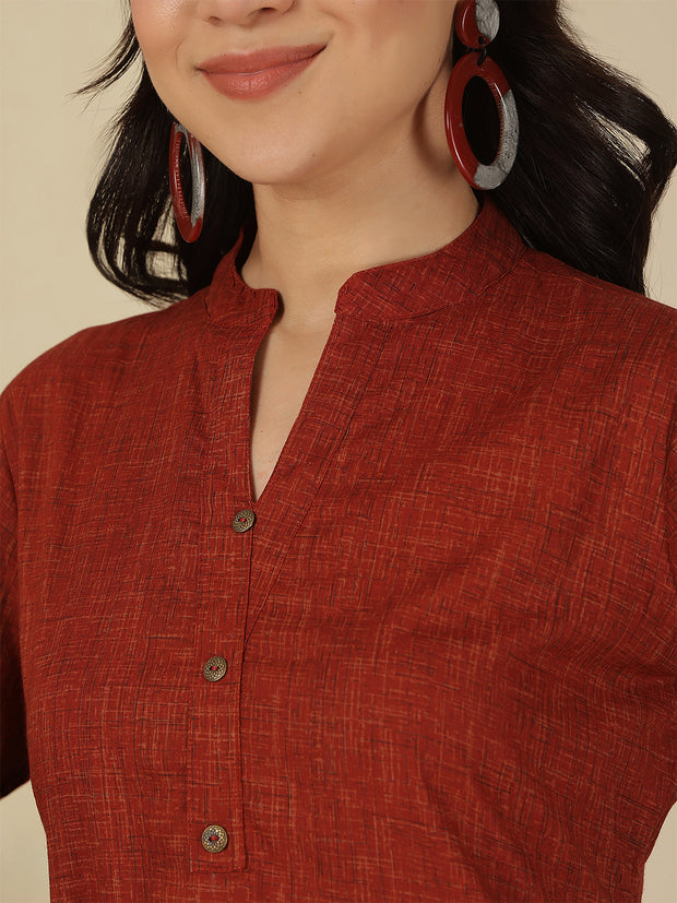 Maroon Solid Straight Tunic for Women