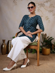 Women Teal Blue Printed Straight Tunic