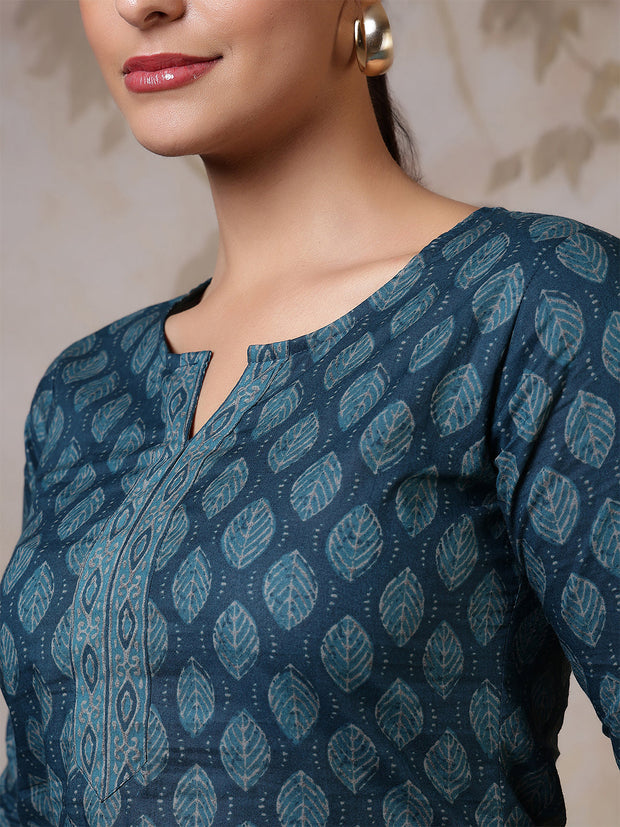 Women Teal Blue Printed Straight Tunic