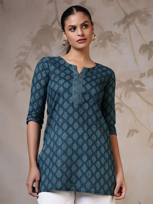 Women Teal Blue Printed Straight Tunic