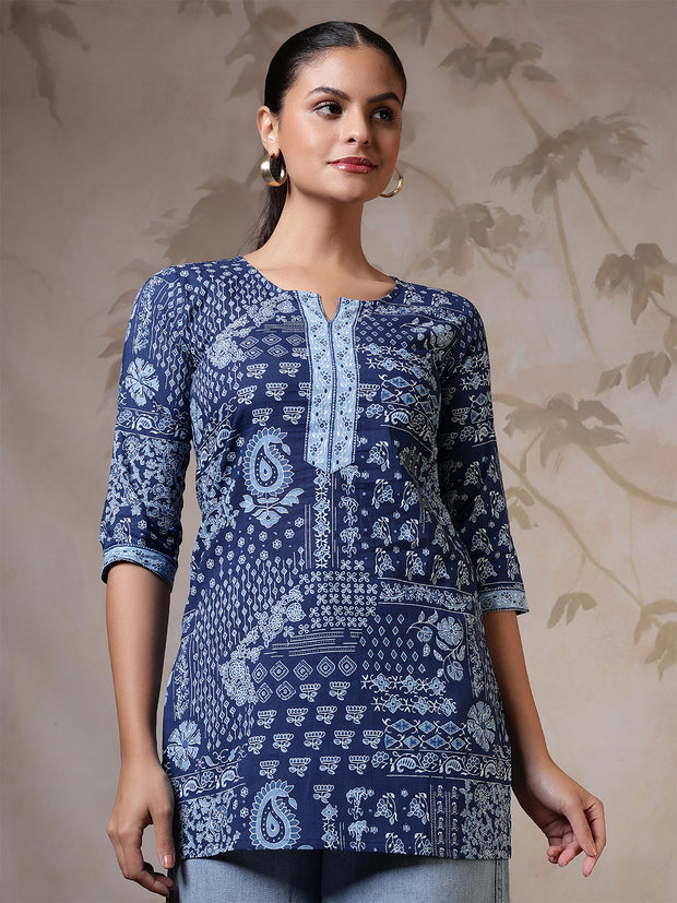 Women Blue Printed Straight Tunic