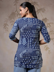 Women Blue Printed Straight Tunic