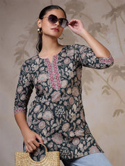 Women Green Printed Straight Tunic