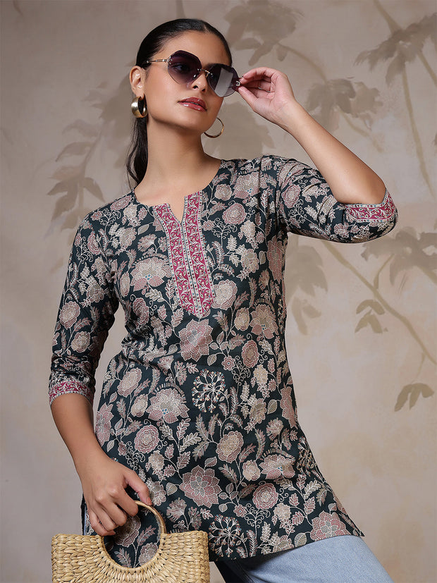 Women Green Printed Straight Tunic