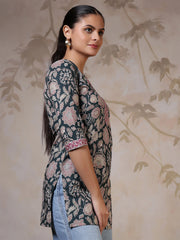 Women Green Printed Straight Tunic