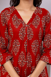 Maroon Printed Straight Kurta with Three Quarter Sleeves