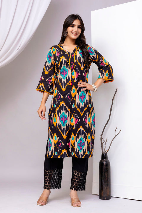 Black Printed Straight Kurta with Three Quarter Sleeves