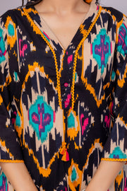 Black Printed Straight Kurta with Three Quarter Sleeves