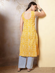 Women Yellow Printed Straight Sleeveless Kurta