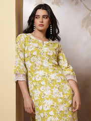 Lime Green Printed Straight Kurta with Three Quarter Sleeves