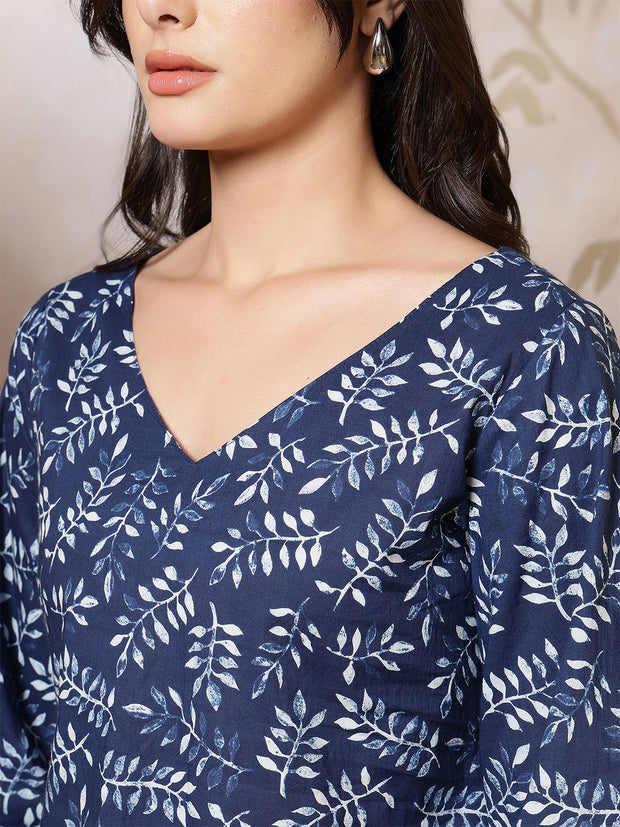 Women Blue Printed Straight Tunic