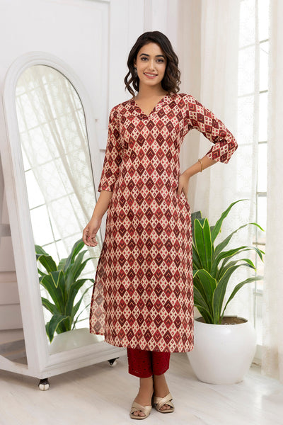 Women Maroon Printed Straight Kurta with Three Quarter Sleeves