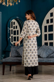 Women Off White and Black Printed Straight Kurta