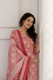 Women Pink Printed Straight Kurta And Trouser With Dupatta