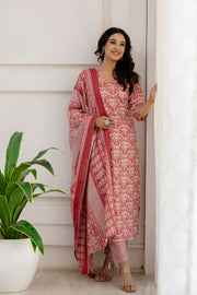 Women Pink Printed Straight Kurta And Trouser With Dupatta