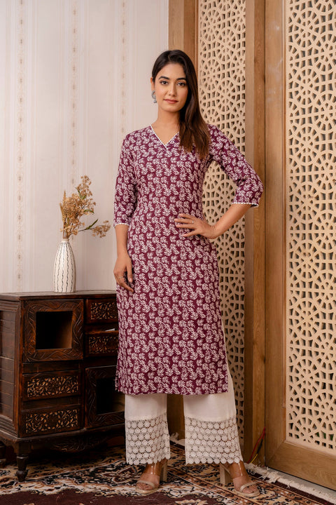 Women Purple Printed Straight Kurta with Three Quarter Sleeves