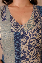 Women Blue Printed Kurta With Trouser