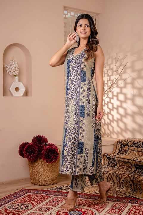 Women Blue Printed Kurta With Trouser