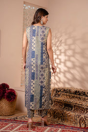 Women Blue Printed Kurta With Trouser