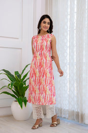 Women Pink Printed Straight Sleeveless Kurta