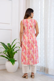 Women Pink Printed Straight Sleeveless Kurta