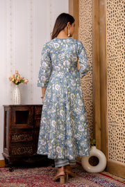 Women Grey Floral Printed Anarkali Kurta And Trouser With Dupatta