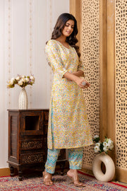 Women Multi Printed Straight Kurta With Trouser