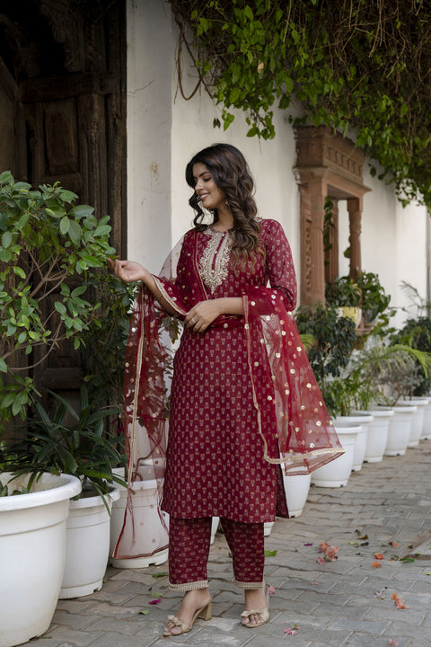 Women Burgundy Embroidered Straight Kurta With Trouser And Net Dupatta