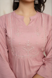 Women Mauve Embroidered Straight Tunic With Three Quaretr Sleeves