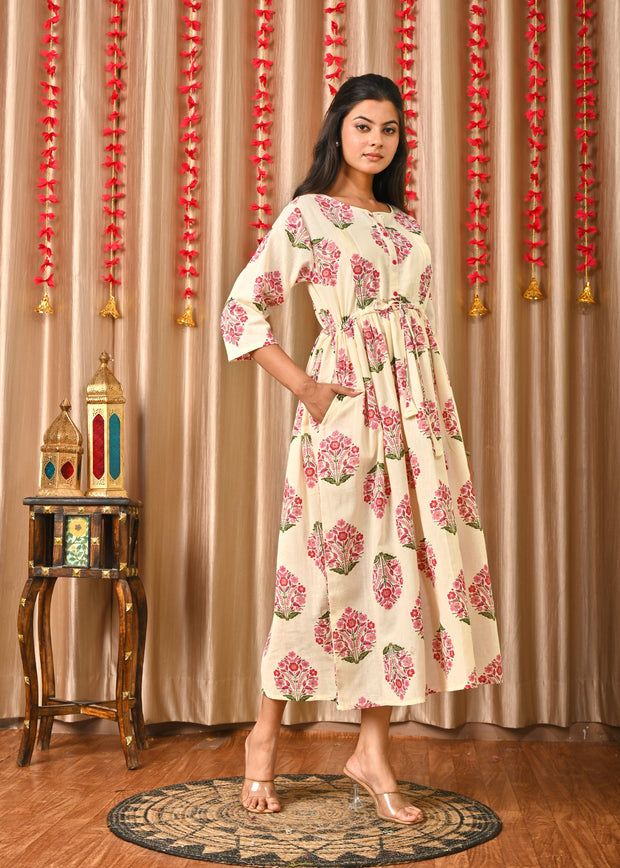 Women Off White & Blue Floral Printed Dress With Three Quarter Sleeves