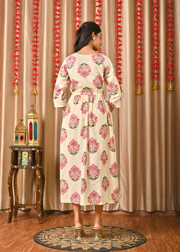 Women Off White & Blue Floral Printed Dress With Three Quarter Sleeves