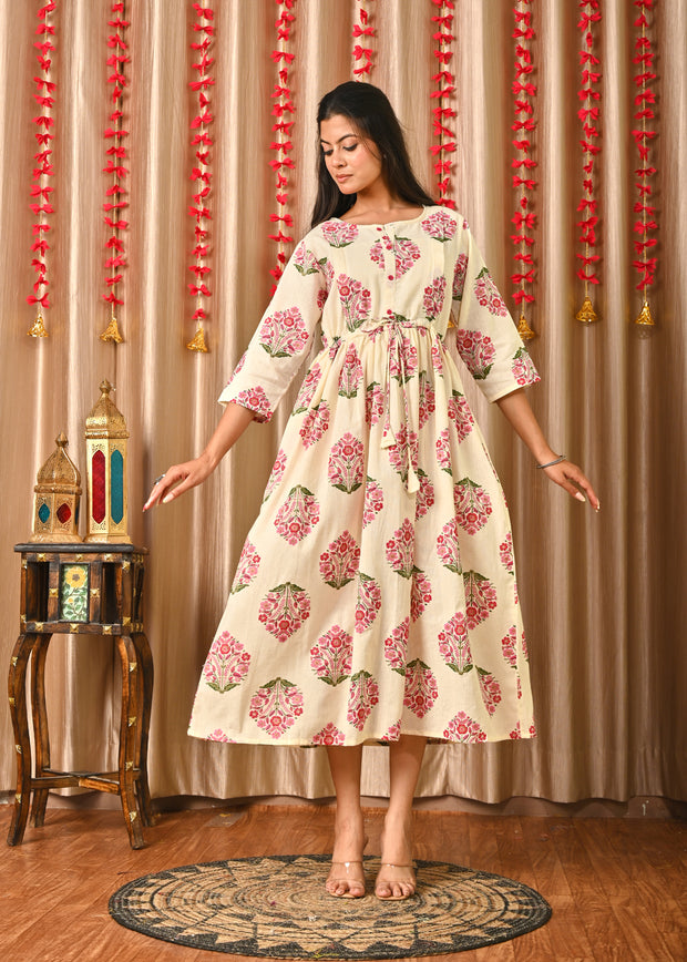 Women Off White & Blue Floral Printed Dress With Three Quarter Sleeves