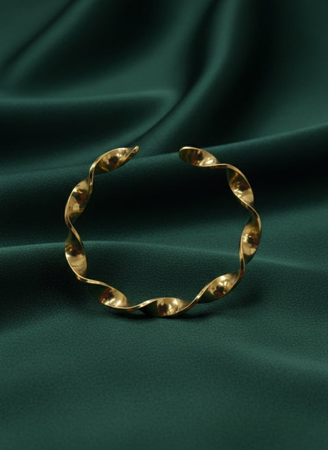 Designer Trending Fancy Bracelet