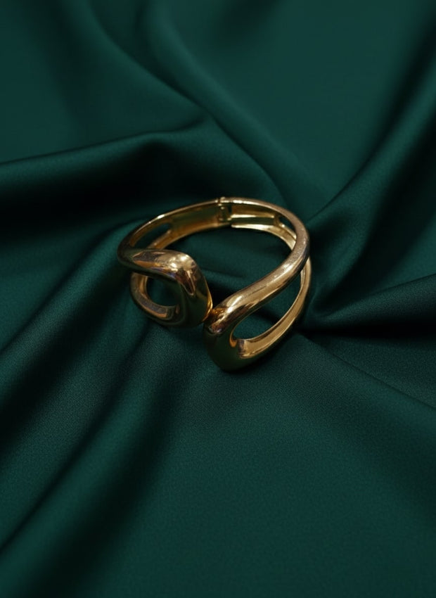 Unique-Style Slip-On Bracelet