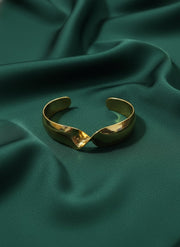 Premium Bangle-Style Cuff Bracelet