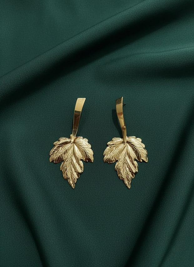 Leaf Shaped Clasic Drop Earrings