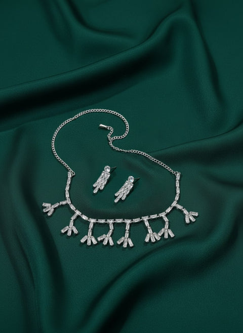 Trendy Diamond Stones Necklace Jewellery Set