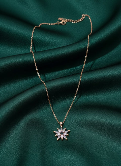 Classic Star Shaped Pandent With Chain
